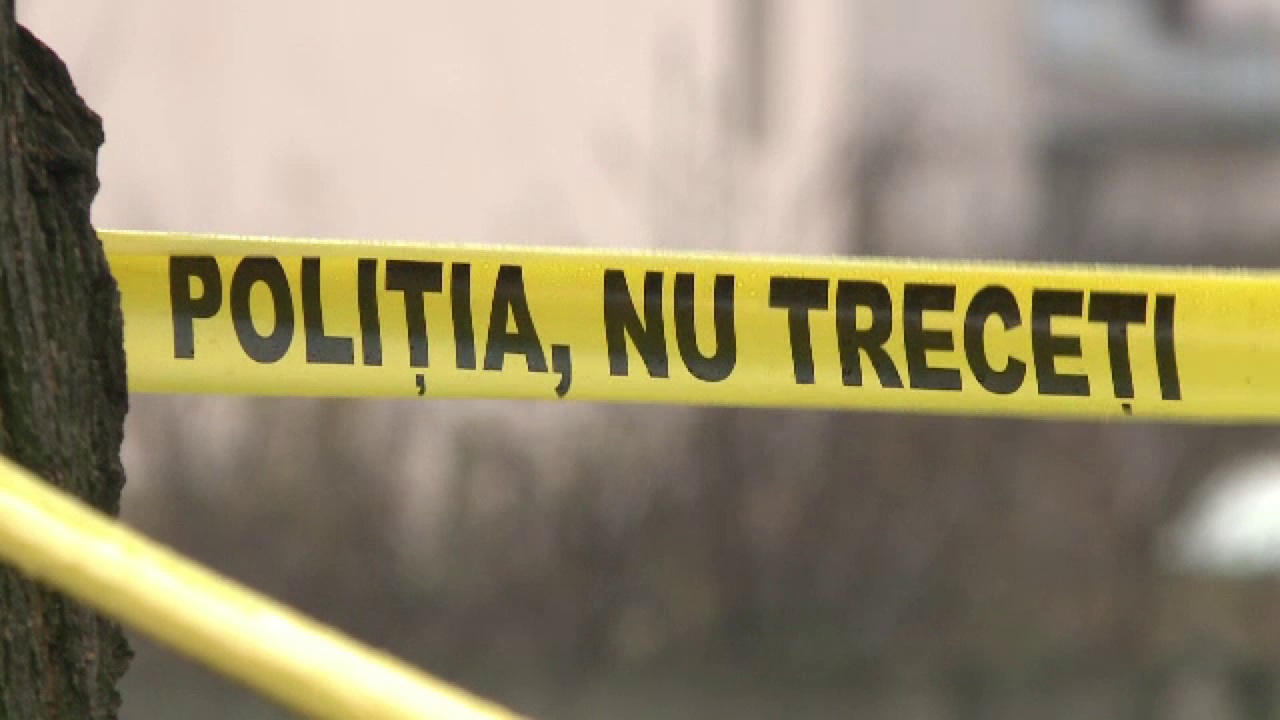 Bărbat de 48 de ani, găsit decedat în satul Dereneu: S-ar fi înecat, după ce a rămas blocat în crengi 
