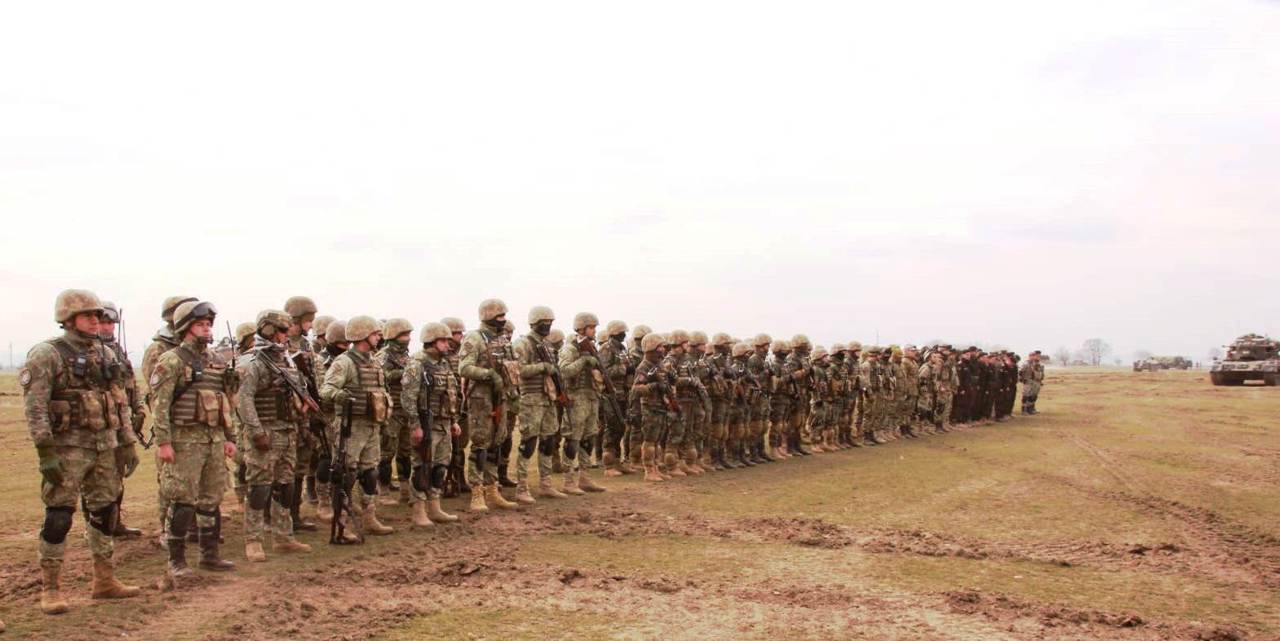 Militarii Armatei Naționale participă la un exercițiu multinațional în România