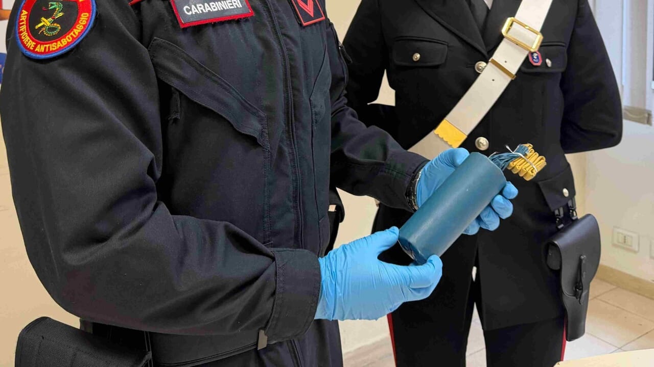 I-a explodat o petardă în mână. Detalii despre moldoveanul decedat la Roma, de Revelion 