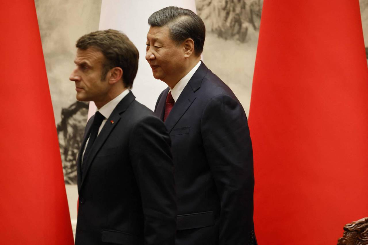 Emmanuel Macron încearcă să-și aprofundeze legăturile cu Xi Jinping pentru a contribui la încheierea invaziei Rusiei în Ucraina