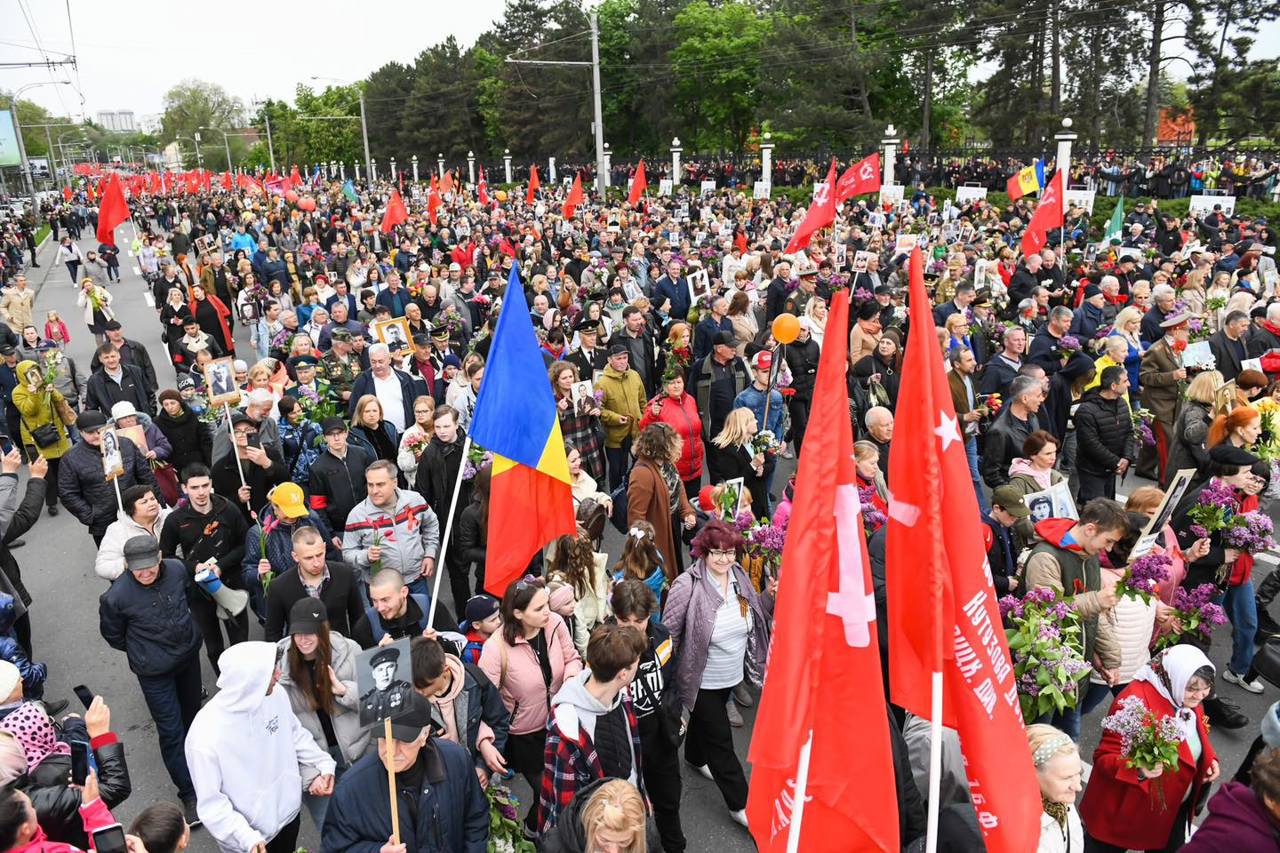 IGP: Persoane oficiale, deputați și demnitari publici au încălcat Codul Contravențional la manifestațiile de pe 9 mai