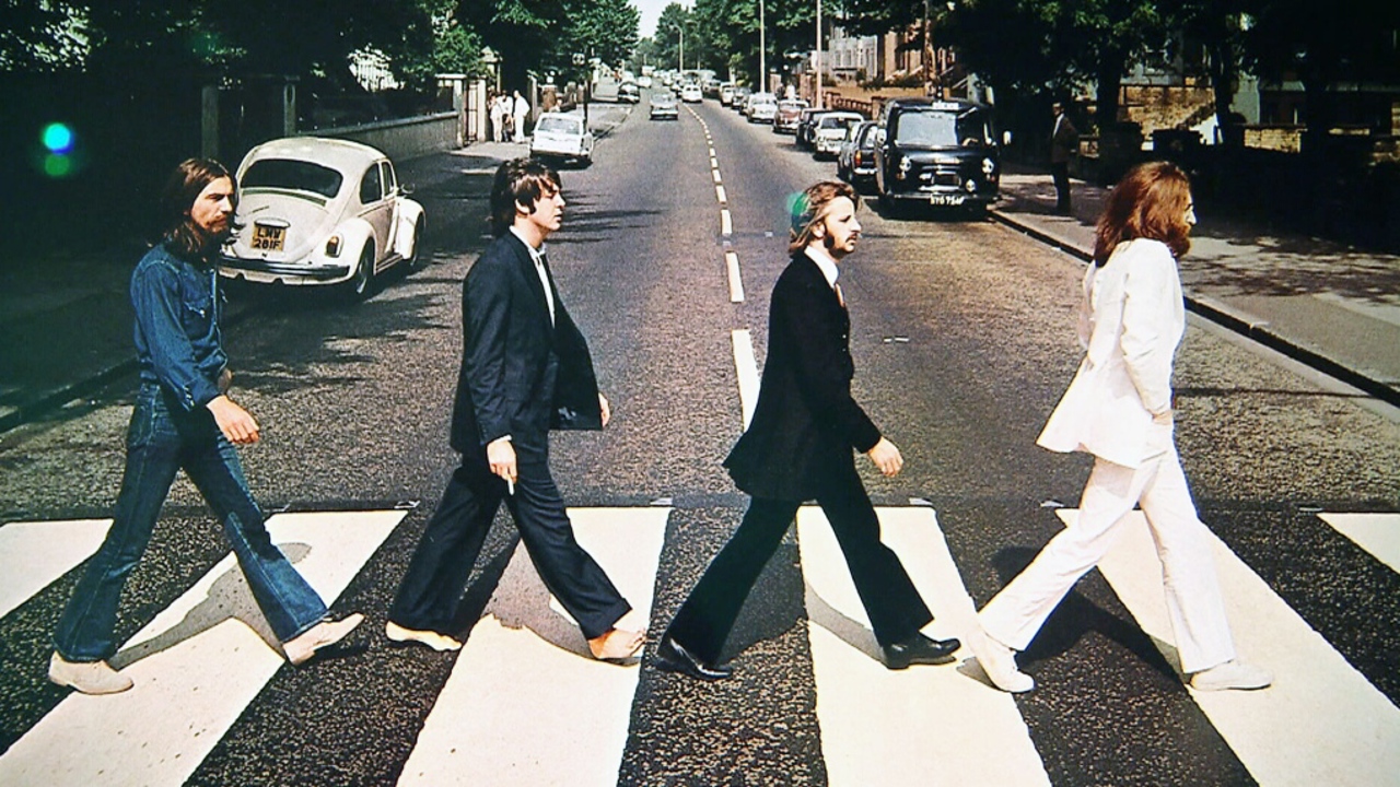 Календарь дня // В 1969 году на обложке альбома The Beatles "Abbey Road" была сделана культовая фотография