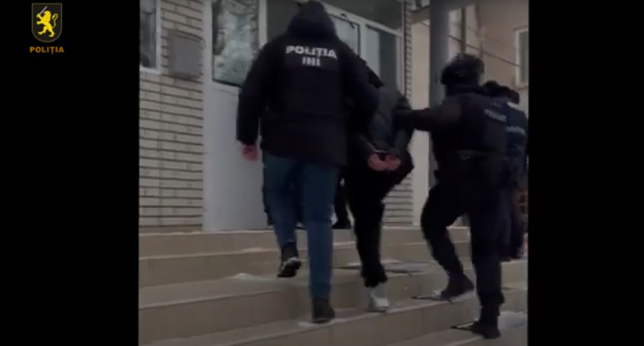 Administrator de firmă, jefuit într-o zonă forestieră: suspecții, arestați pentru 30 de zile