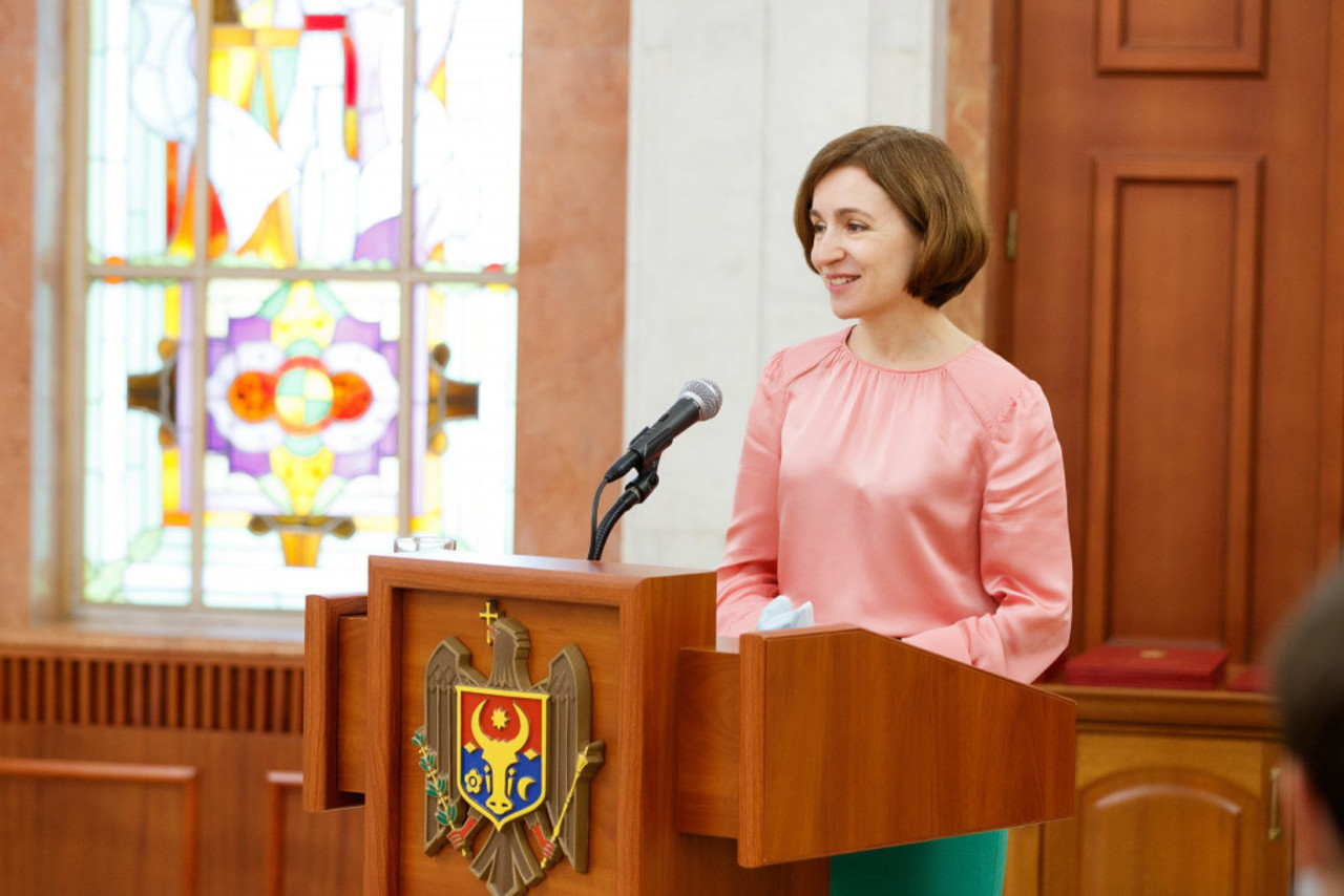Cadouri protocolare de 24.000 de lei: Ce daruri a primit Maia Sandu în ultimele trei luni