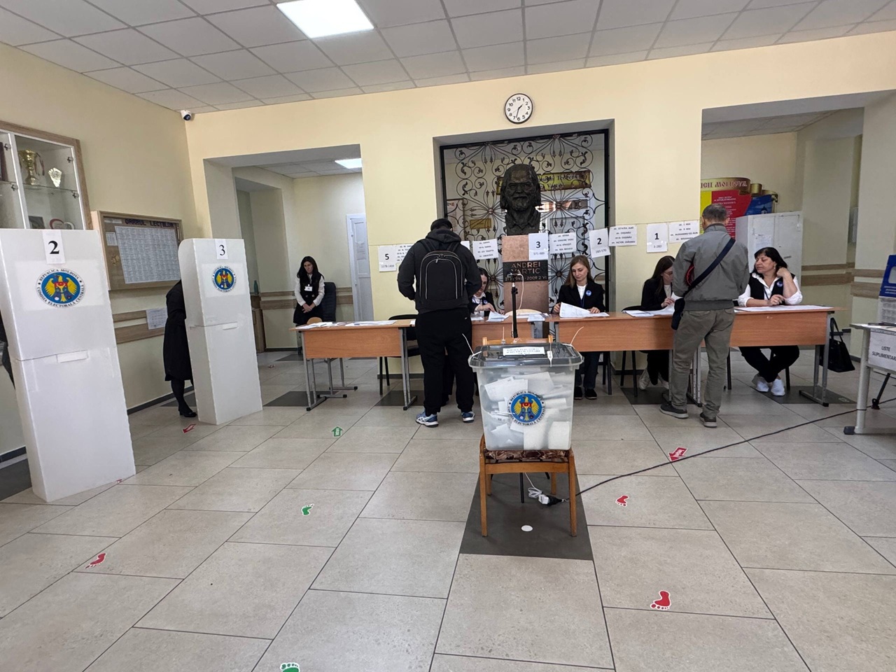 VOX // Pentru ce au votat cetățenii: „Cel mai important este pacea și sănătatea” 