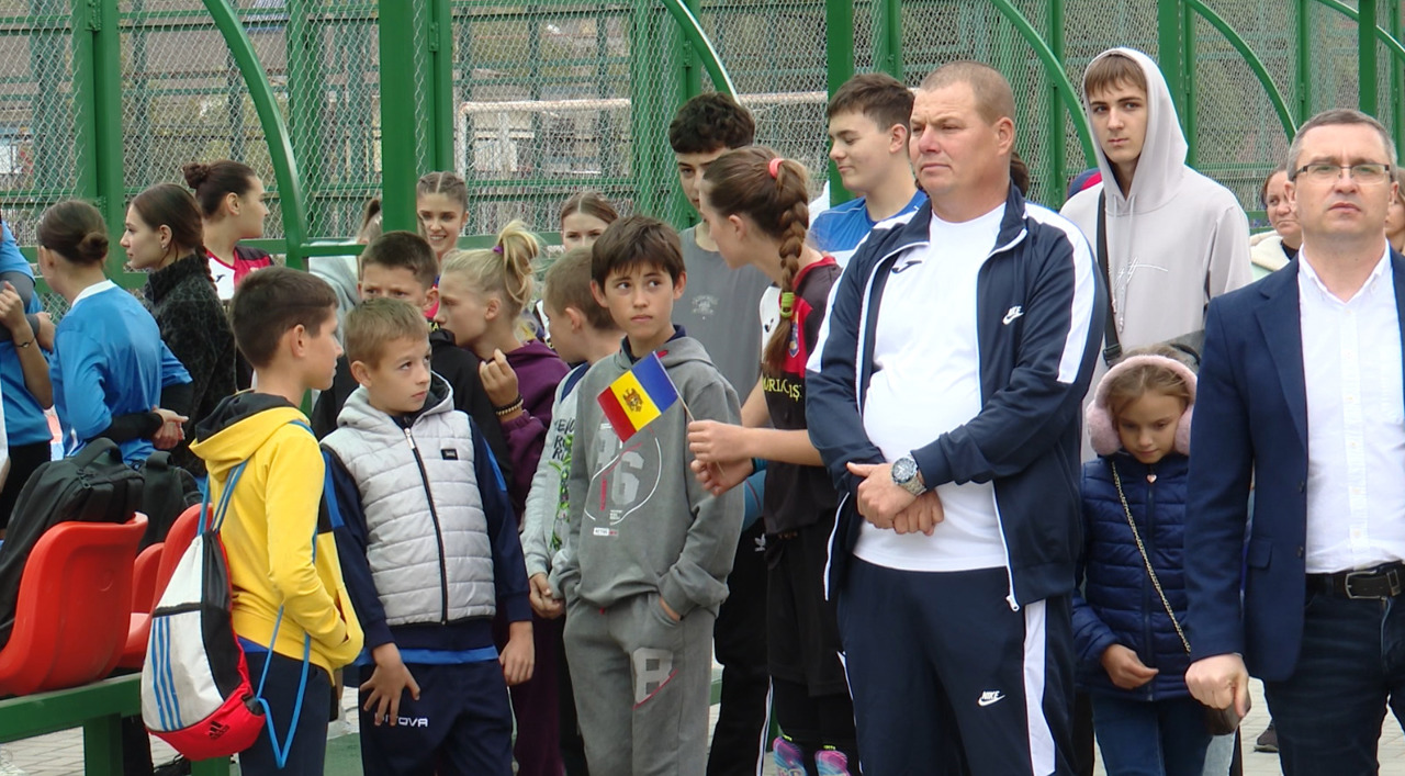 Două terenuri de sport moderne, construite la Cimișlia cu sprijinul UE