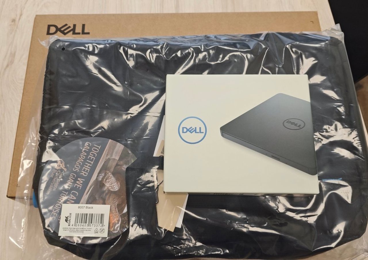 General Prosecutor’s Office receives 100 laptops in Romanian state support