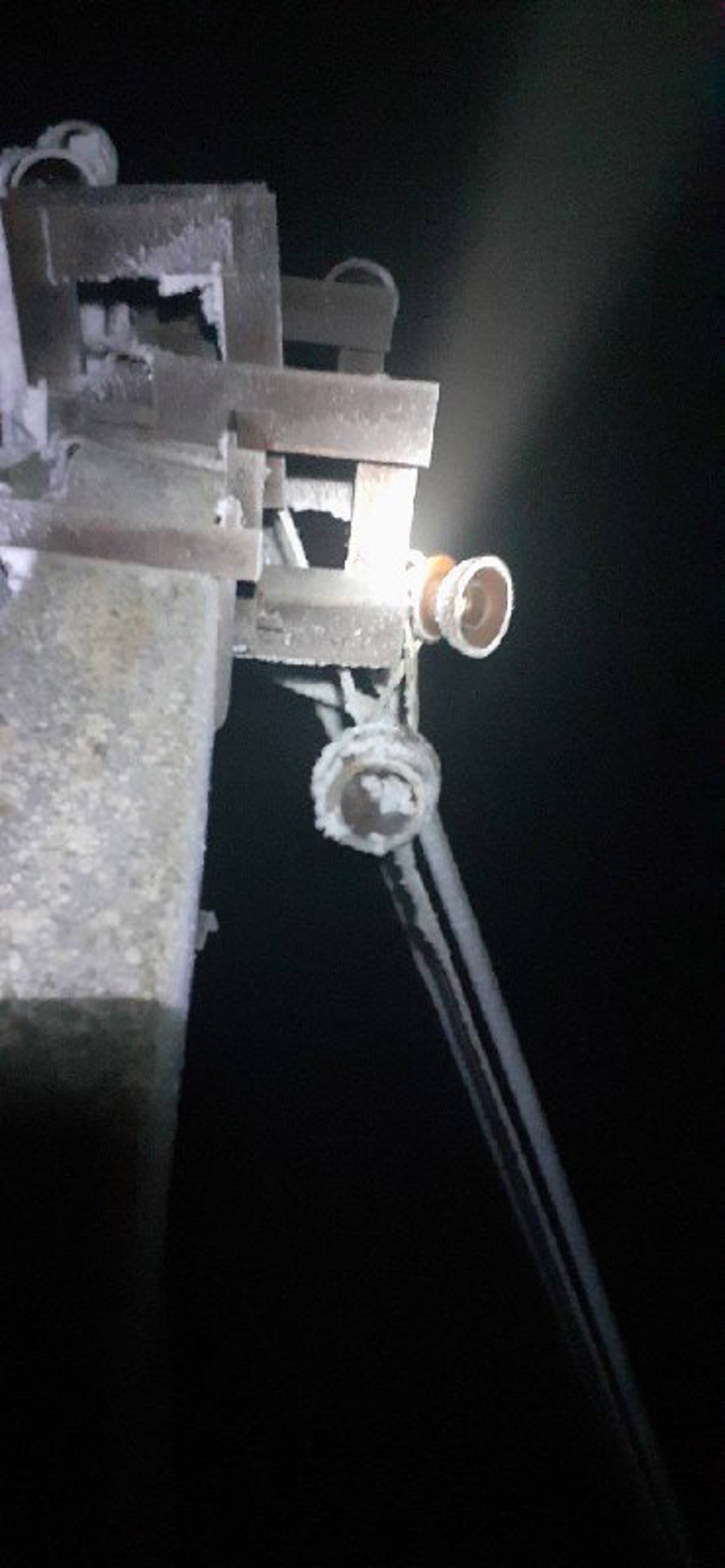 Deconectări neprogramate de curent electric în mai multe raioane ale țării din cauza vremii nefavorabile