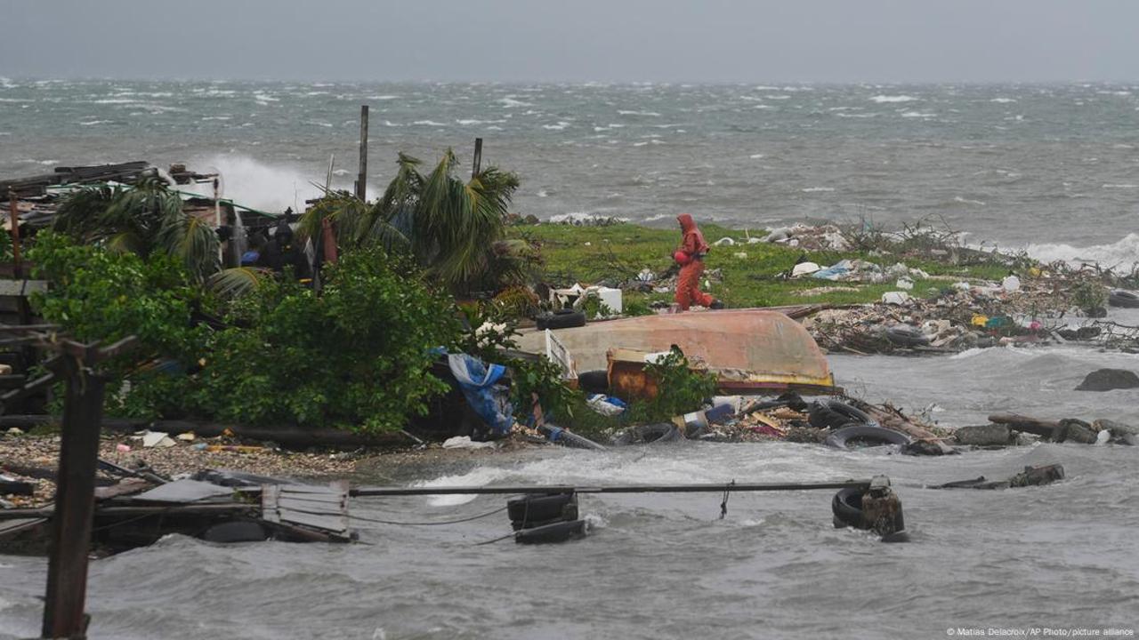 Разбушевавшийся в Карибском регионе ураган «Мелисса» унес жизни семи человек