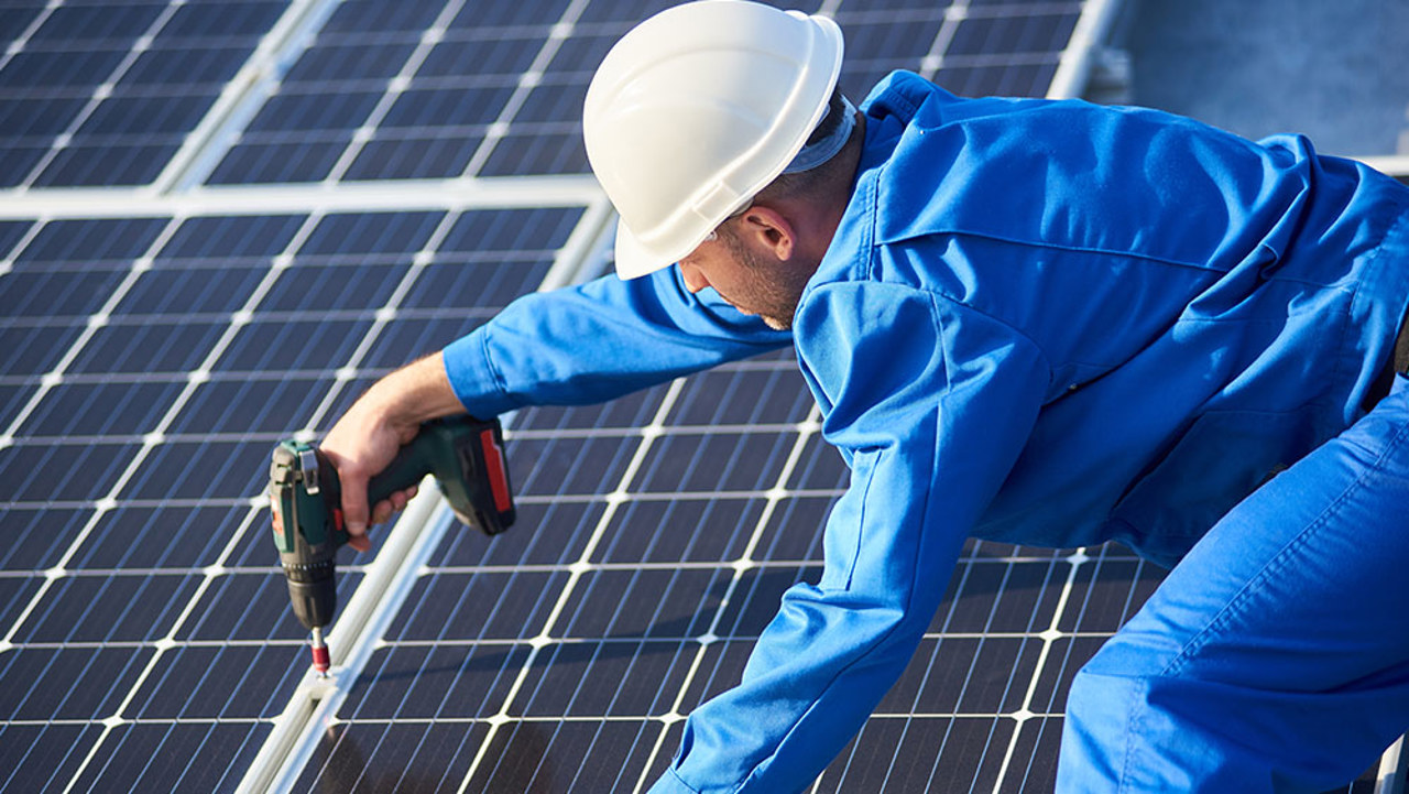 Echipamente de ultimă generație la Centrul de Excelență în Energetică: răspuns la deficitul de specialiști în energia verde