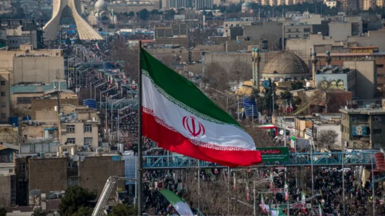 Cetățenii moldoveni, îndemnați să părăsească de urgență Iranul din cauza riscurilor de securitate