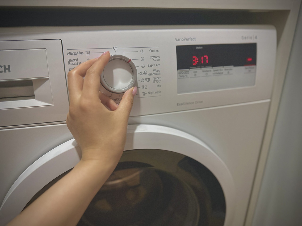 Gospodăriile care au înlocuit electrocasnicele vechi, prin Programul EcoVoucher, au economisit până la 30% la energie 