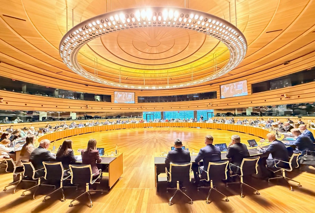 Undă verde de la toate cele 27 de state membre ale UE. R. Moldova deschide încă două grupuri de capitole