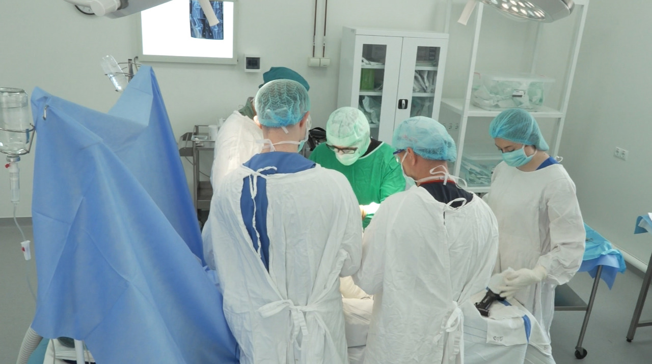 Rising arthritis cases drive demand for joint replacement surgery