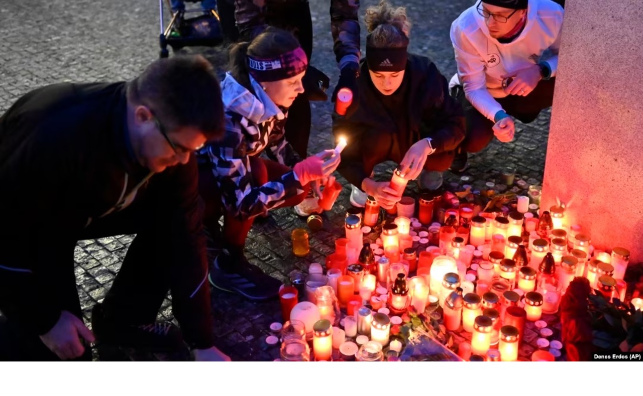 Cehii deplâng victimele celui mai grav atac armat din țară