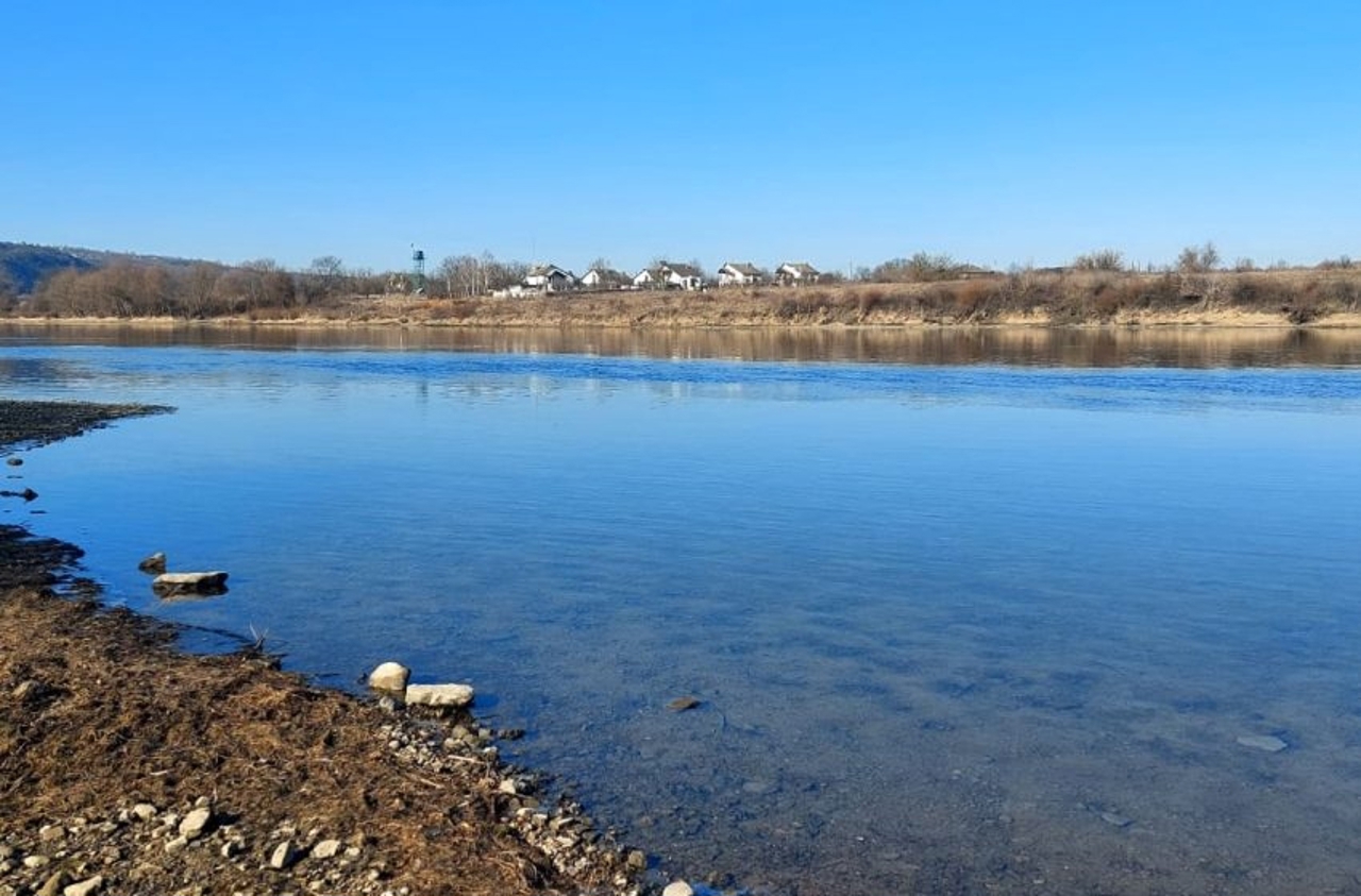 Minister of Environment: Restrictions remain after the Nistru oil spill