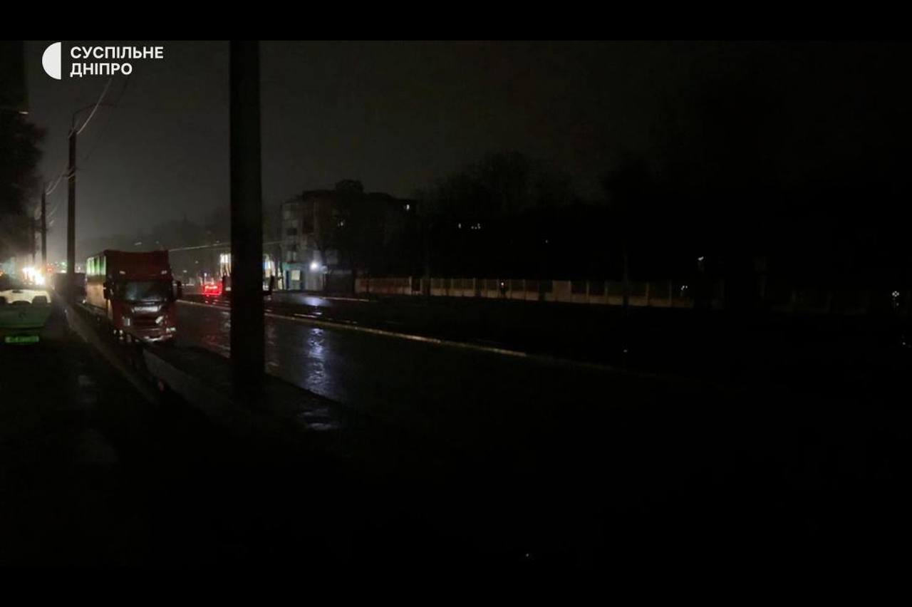 Atac rusesc asupra infrastructurii energetice: Dnipro prelungește vacanța școlară și mobilizează puncte de ajutor