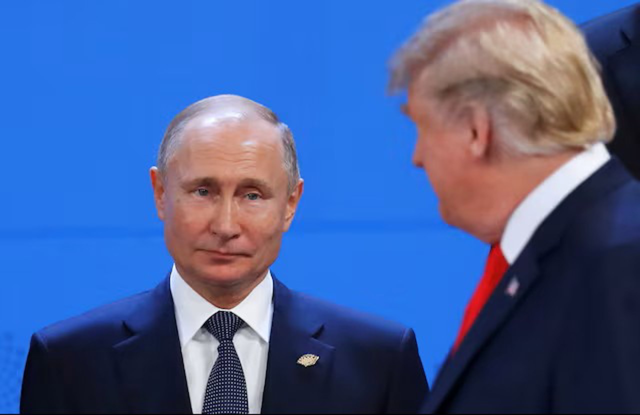 Pace prin telefon? A început convorbirea telefonică dintre Donald Trump și Vladimir Putin