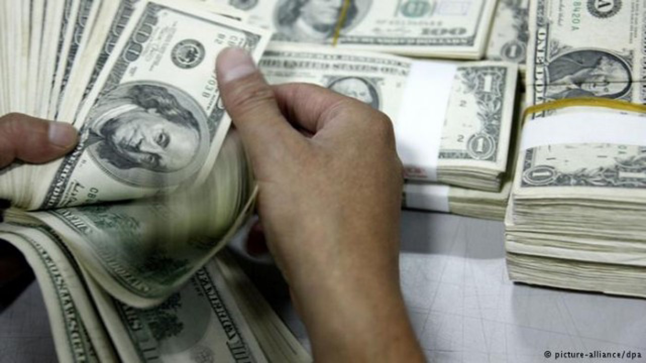 Condamnări și despăgubiri în dosarul fraudei de la „Banca de Economii”