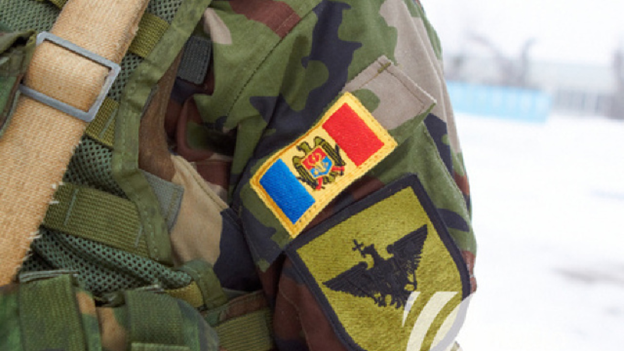 Reacția Guvernului după moartea unui adolescent într-o unitate militară de la Cahul: „O tragedie imensă”. Opoziția cere demisia ministrului Nosatîi