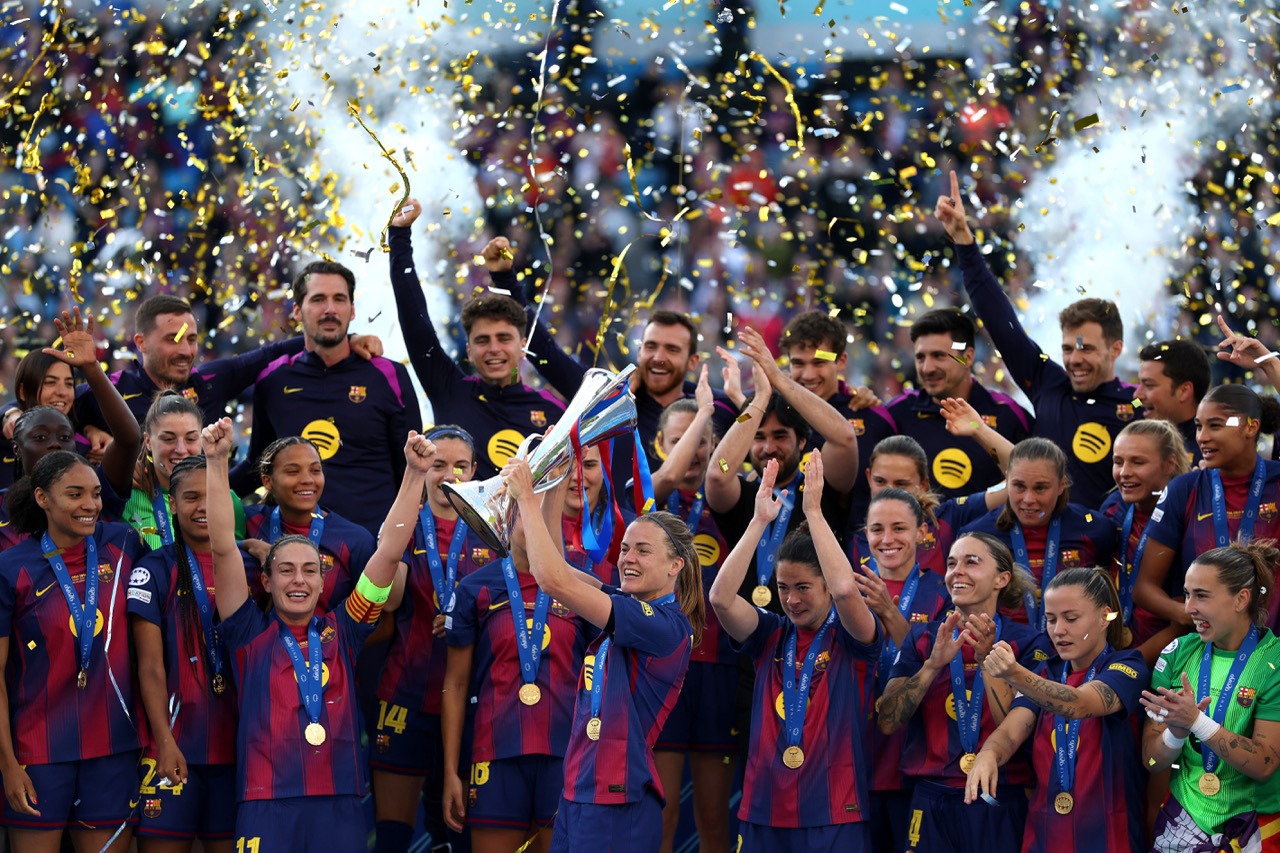 FC Barcelona a cucerit trofeul Ligii Campioanelor pentru a 4-a oară