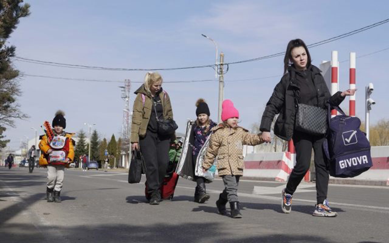 How Moldova supports Ukrainian refugees with child allowances