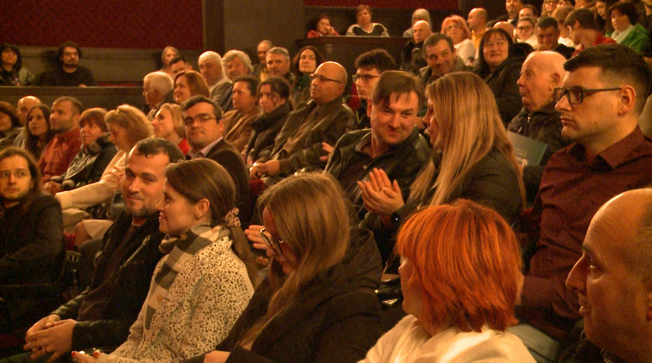 Festivalul FESTIS aduce artiști din cinci țări pe scena teatrului „Satiricus”