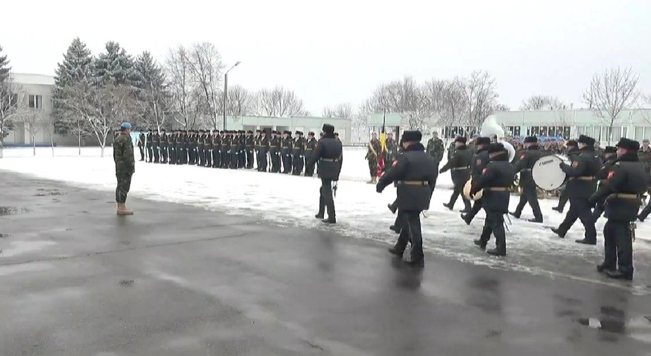 Un nou contingent al Armatei Naționale pleacă în misiunea KFOR din Kosovo. Militar: „Este o onoare, dar și o responsabilitate”