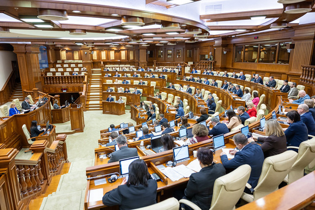 Parlamentul susține propunerea PSRM de audiere a ministrei de Interne privind rezultatele politicilor antidrog