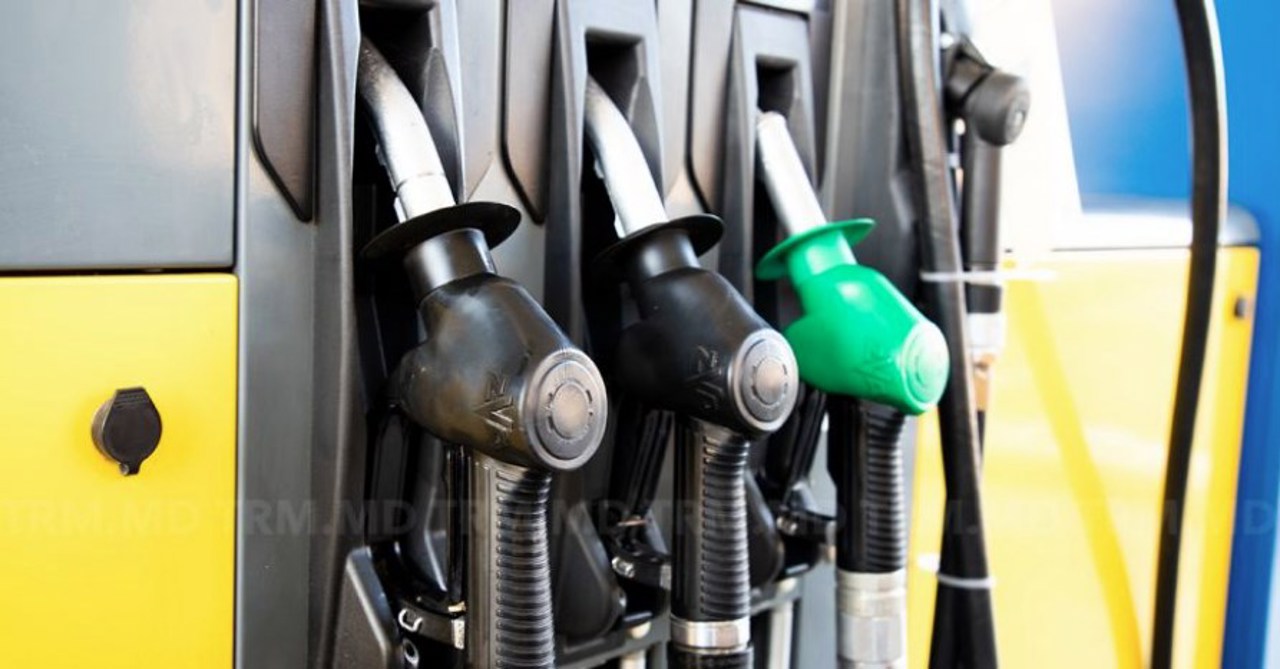 Motorina, mai ieftină cu 32 de bani. Cât vor costa carburanții joi