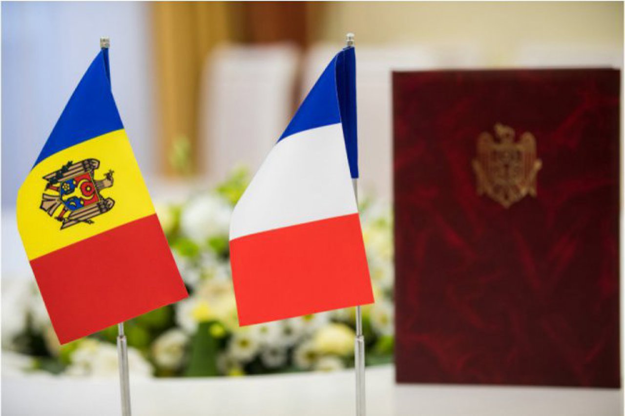 Французская конвенция. Посольства Молдавии во Франции. Агентство развития Франция. Фото Франции и Молдовы. Молдова и Франция договор о сотрудничестве в сфере обороны.