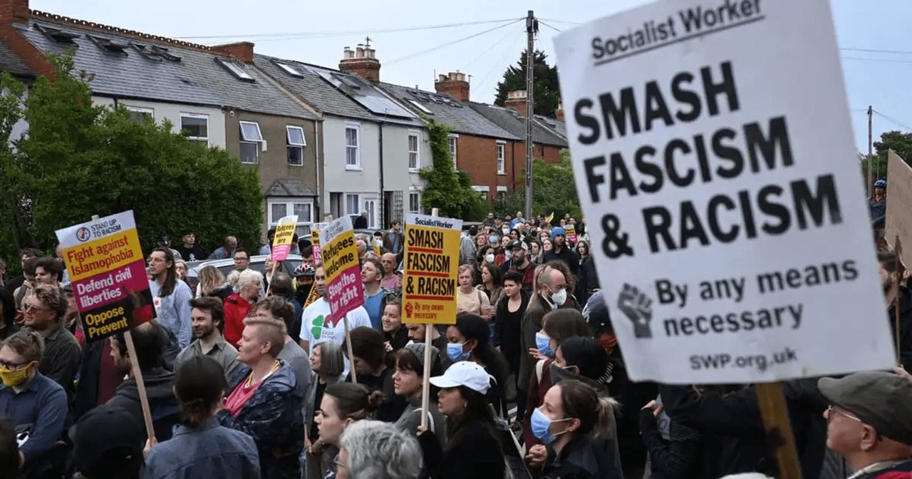 Proteste masive în Anglia. Mii de persoane au manifestat împotriva rasismului