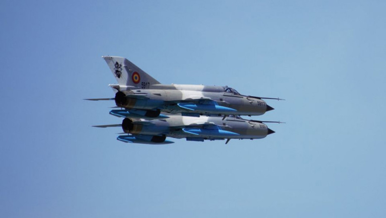 "Воздушная цель, напоминающая метеорологический шар", замечена в небе Румынии. Какие меры были приняты