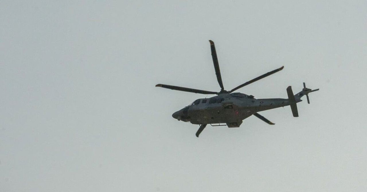 Șase morți și un dispărut după prăbușirea unui elicopter în apele Qatarului: operațiunile de căutare continuă