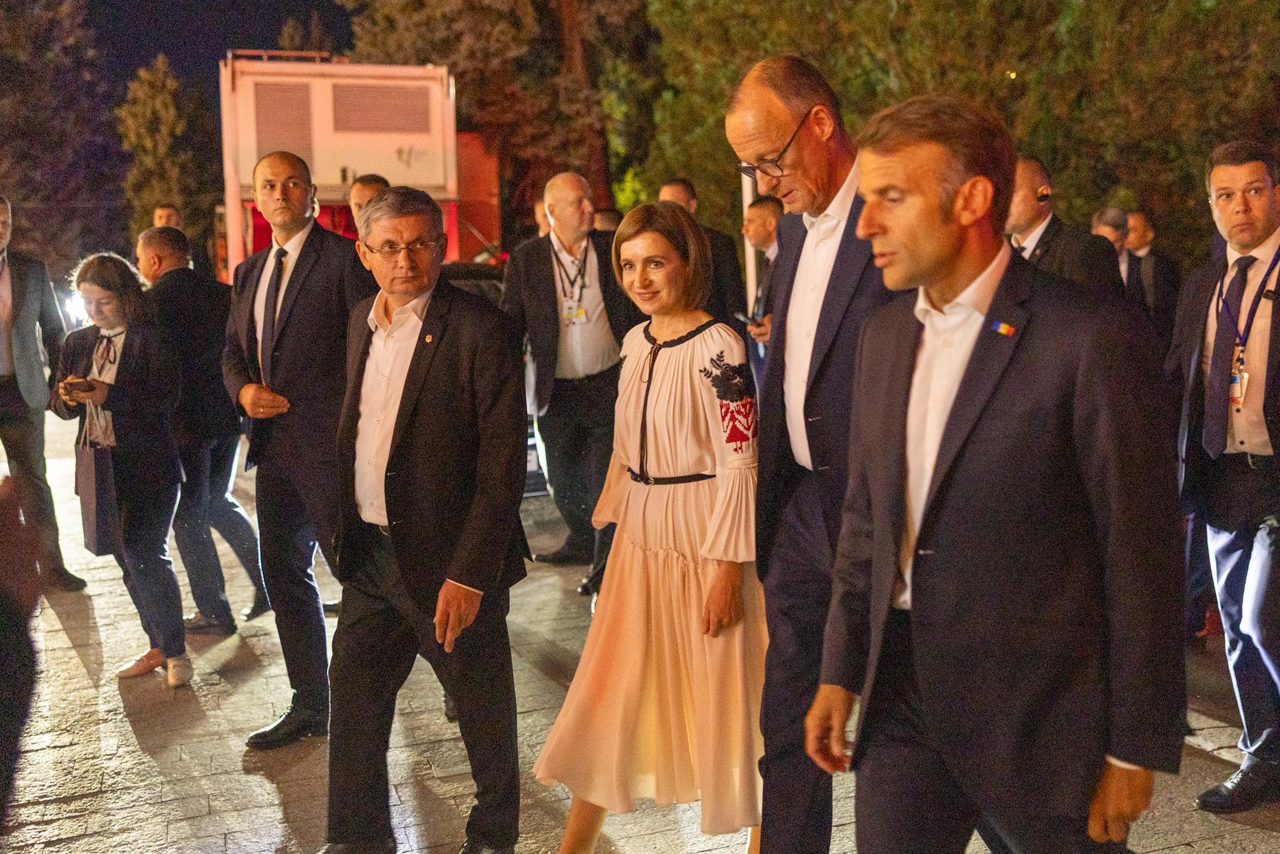 Facebook // Igor Grosu