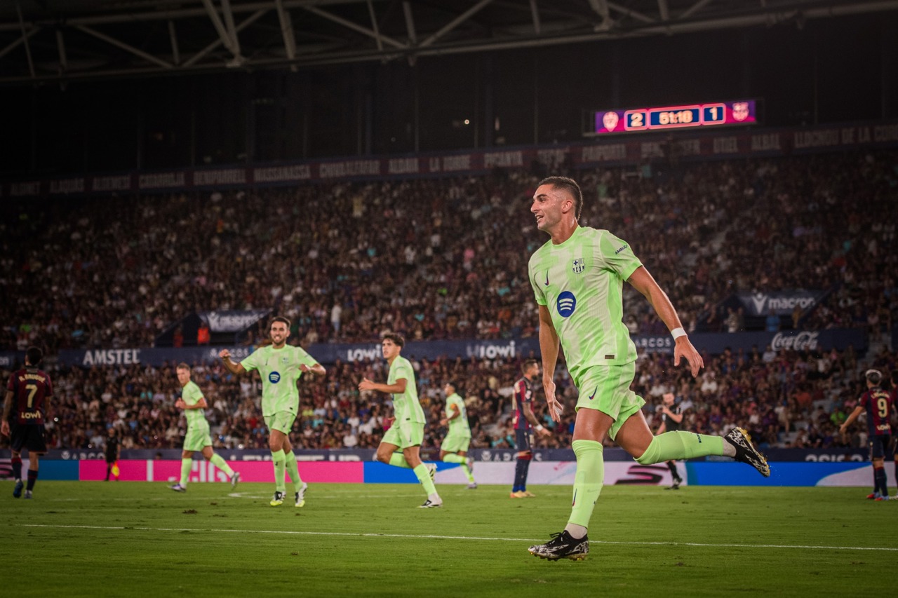 Barcelona 3-2 Levante: A stunning comeback and a stoppage-time winner