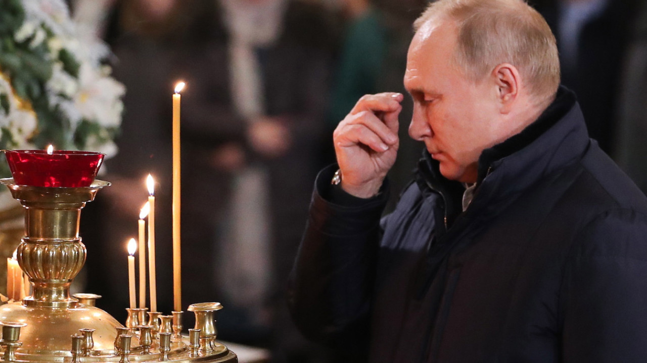 «Все надежды обращены в сторону Тегерана». Нефтегазовые доходы России рухнули вдвое 