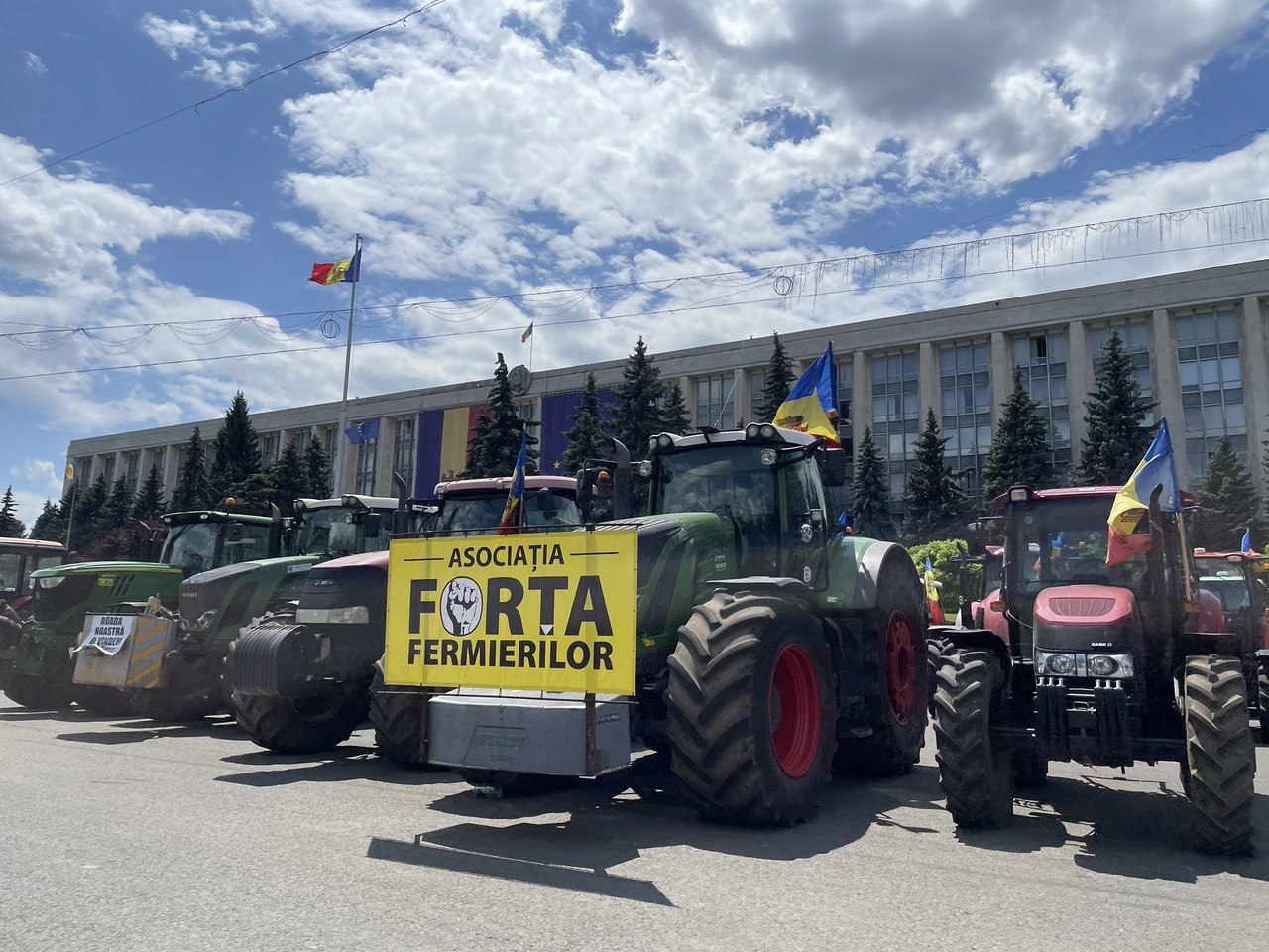 Мера по лицензированию импорта зерновых и масличных культур будет продлена. Мнение фермеров