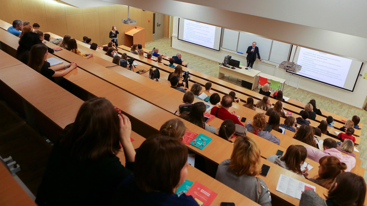 Studiile universitare în Rusia depășesc costurile din 22 de state ale UE