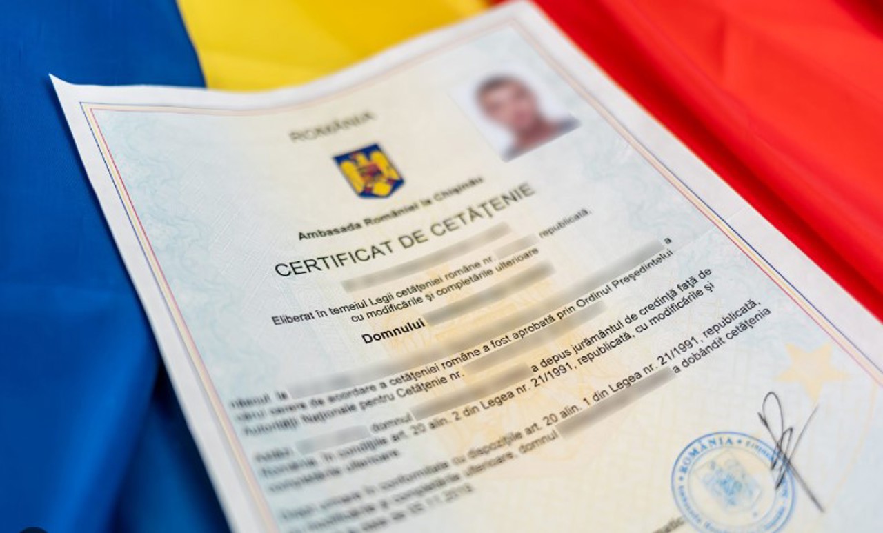 Legea cetățeniei române va fi modificată pentru a elimina riscurile obținerii acesteia în mod ilegal