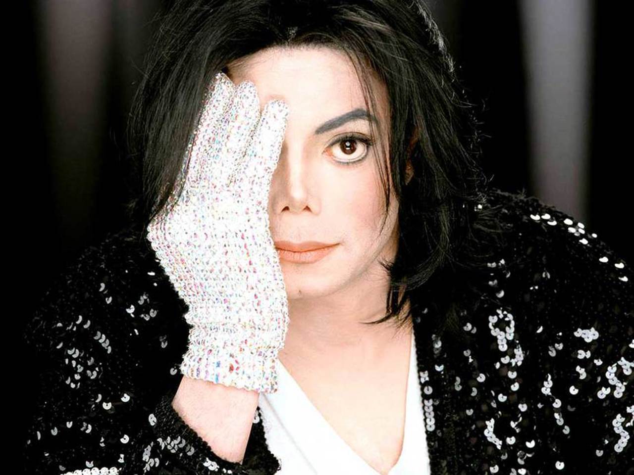 Calendarul Zilei // 15 ani de la moartea regelui pop, Michael Jackson