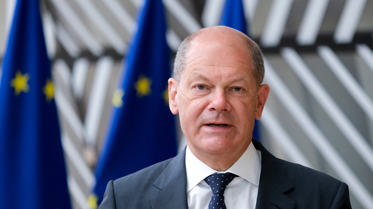 Olaf Scholz: Europenii nu pot accepta ca președinții Trump și Putin să impună Ucrainei un dictat de pace