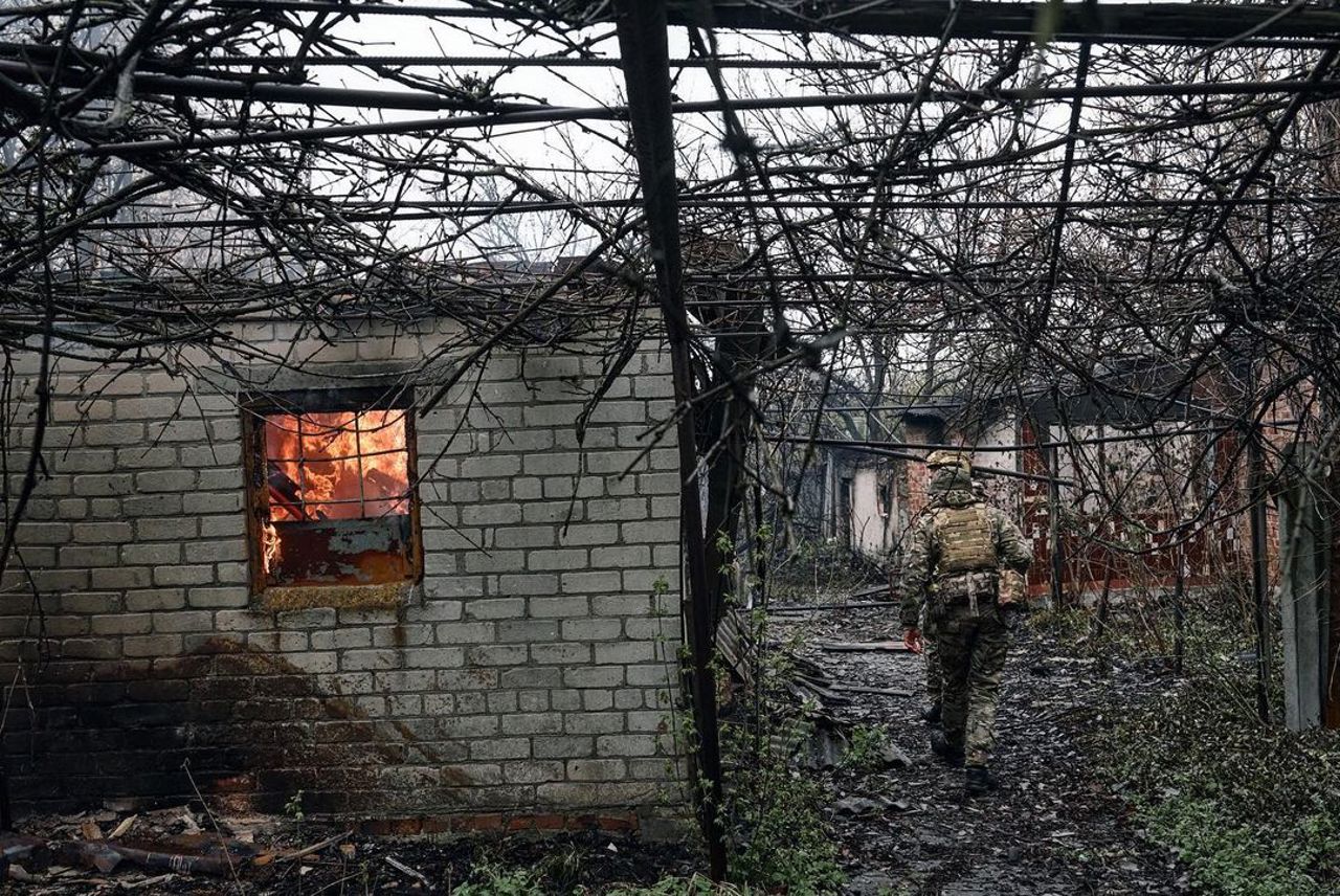 Russia Eyes Eastern Ukraine: Moldova General Sounds Alarm