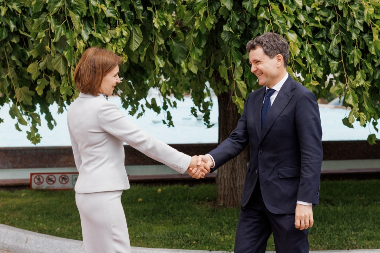 De Ziua Limbii Române, Maia Sandu îl va găzdui la Chișinău pe președintele României, Nicușor Dan