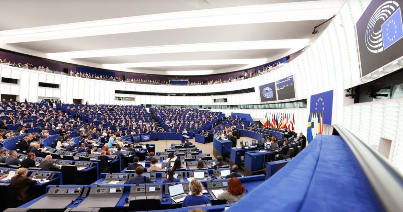Parlamentul European cere măsuri împotriva ingerințelor rusești: „Raportul cere explicit ca scutul de protecție să nu se oprească la granițele UE”