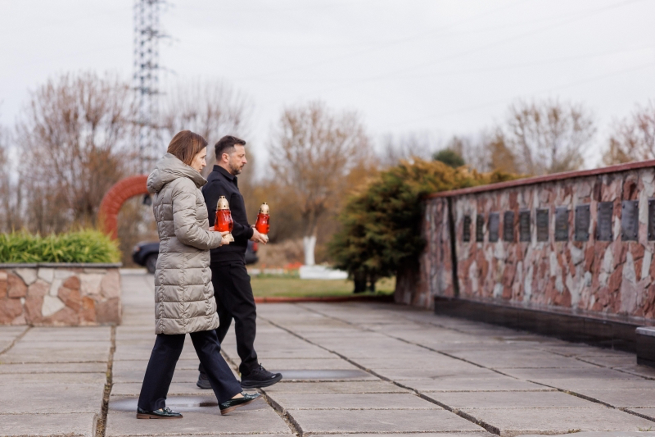 Președintele Ucrainei acuză Rusia de „terorism nuclear”, la 40 de ani de la accidentul de la Cernobîl