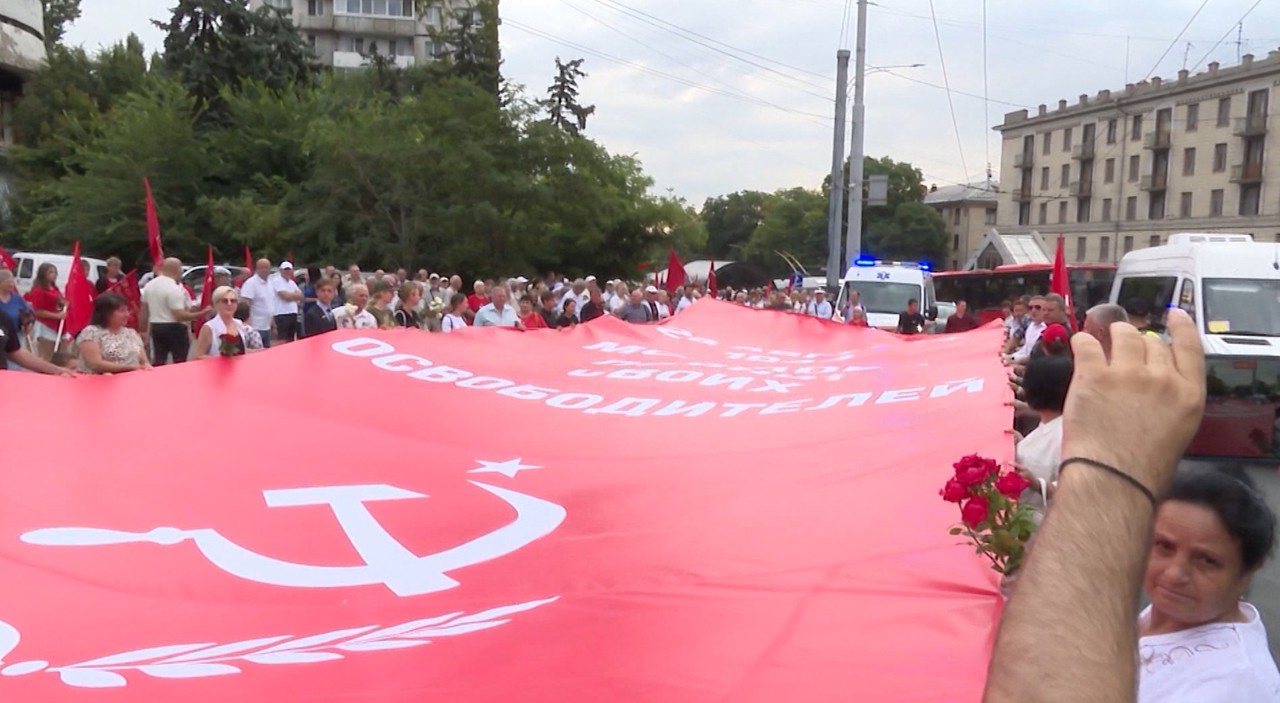 Comuniștii au marcat la Chișinău 82 de ani de la ofensiva sovietică din 1944: „Trebuie să ne amintim și de deportări, și de foamete”