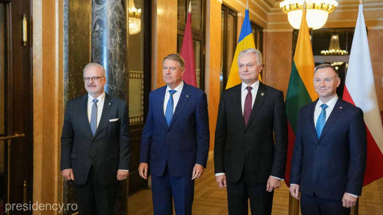 The Presidents of Romania, Latvia, Lithuania and Poland welcome the progress made by the Republic of Moldova in the European integration process