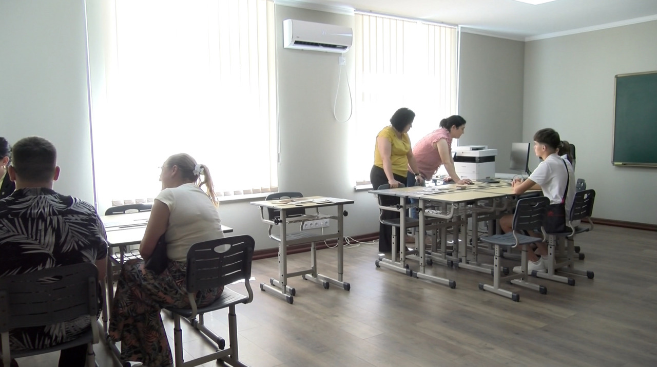 Admiterea la colegii, în plină desfășurare: Zeci de instituții oferă locuri finanțate de stat