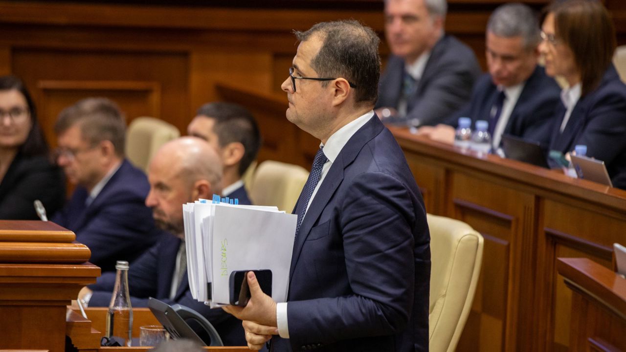 „Ne-au lăsat fără răsuflare”: Tofan prezintă primele scrisori de la antreprenori primite la Guvern pe adresa controale.gov.md